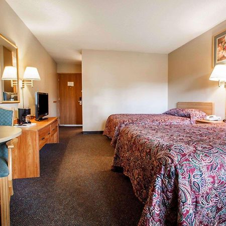 Rodeway Inn Beloit Kültér fotó