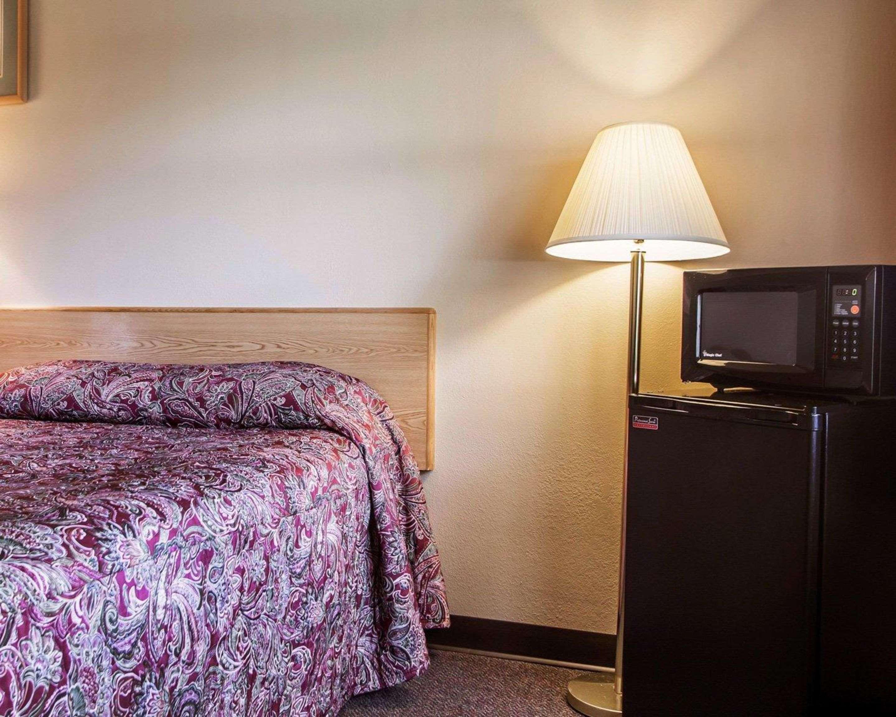 Rodeway Inn Beloit Kültér fotó