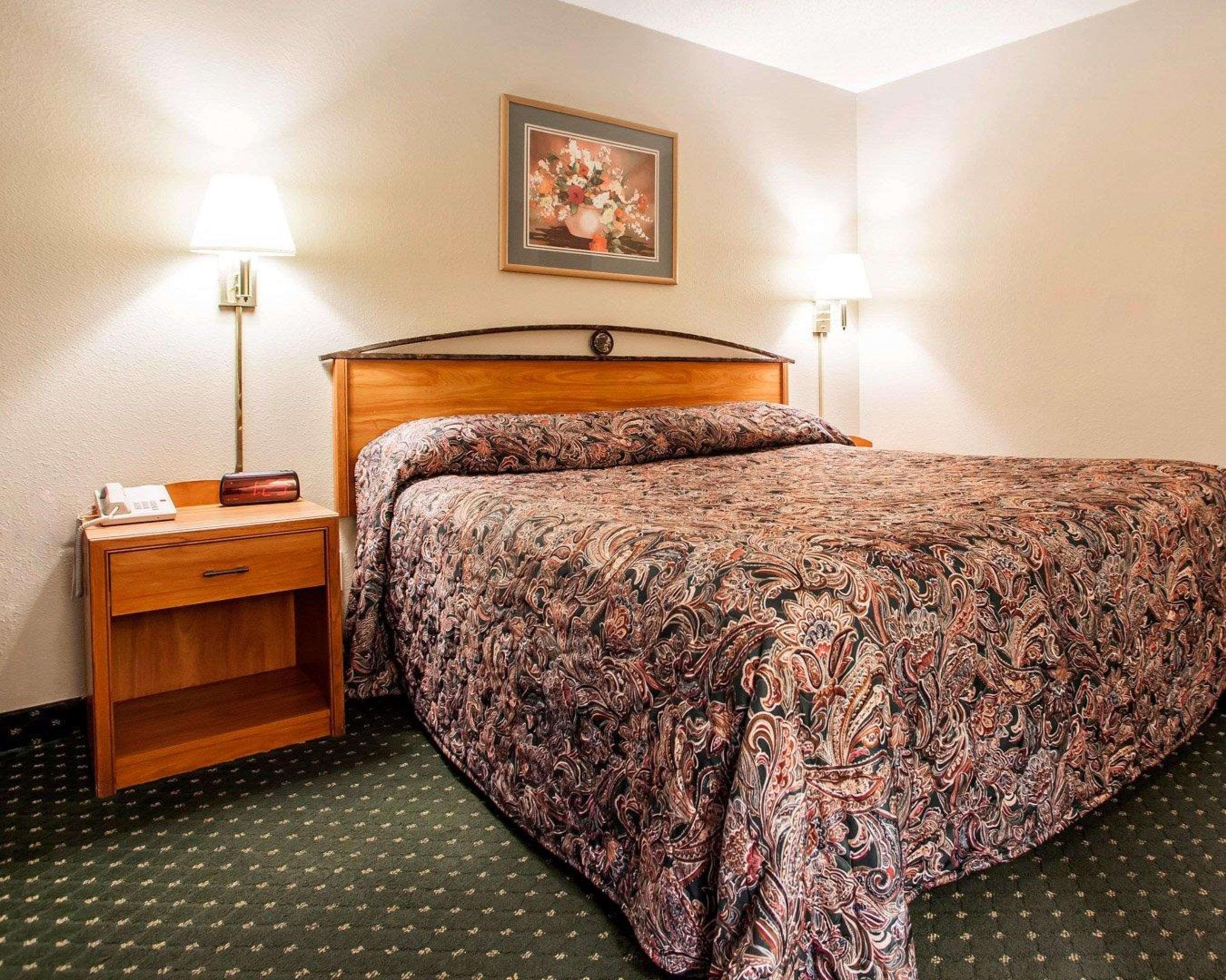 Rodeway Inn Beloit Kültér fotó