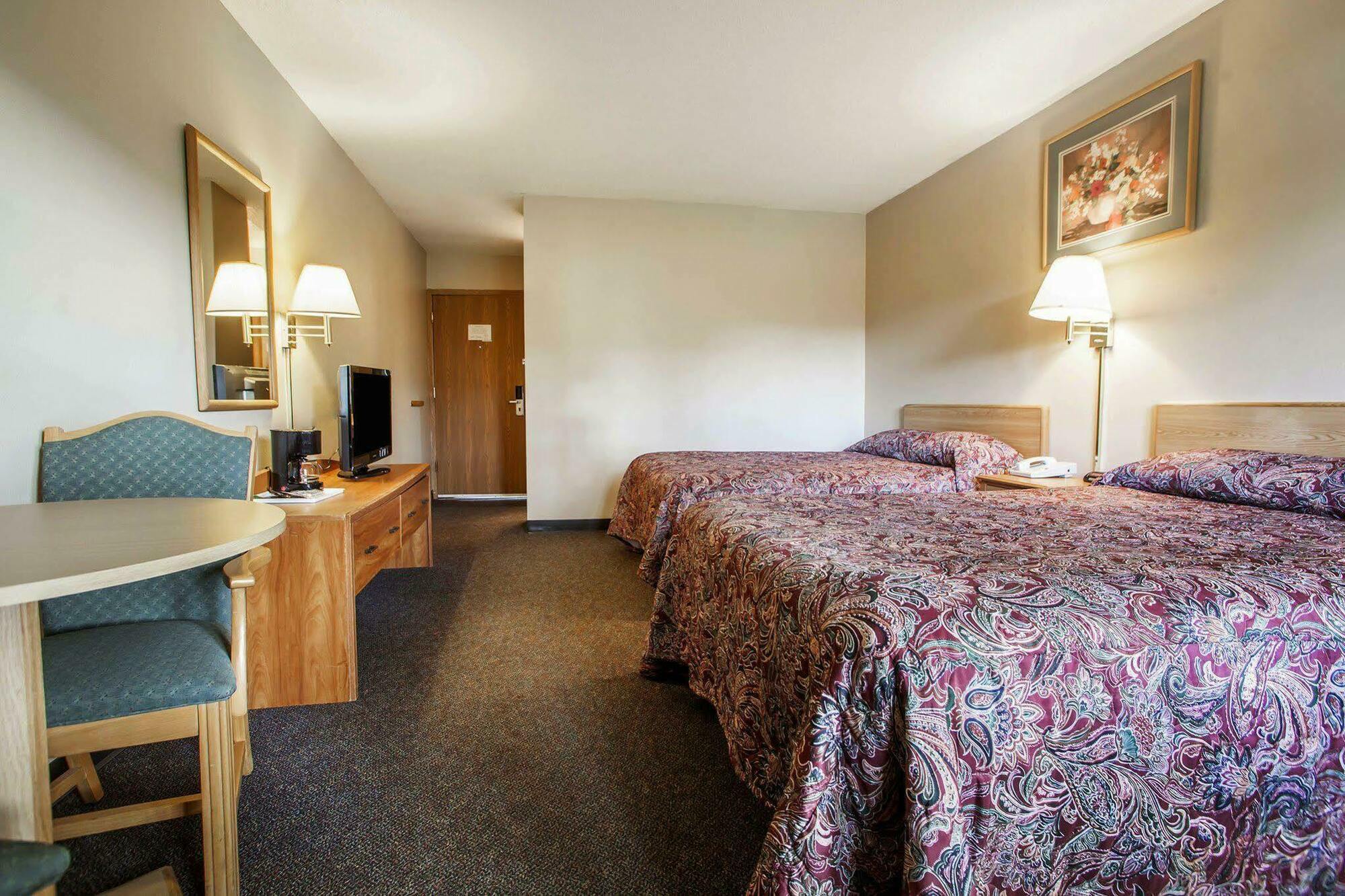Rodeway Inn Beloit Kültér fotó