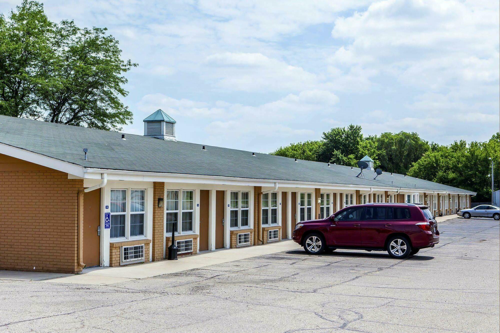 Rodeway Inn Beloit Kültér fotó