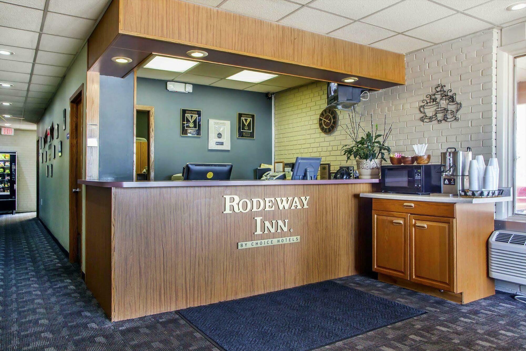 Rodeway Inn Beloit Kültér fotó